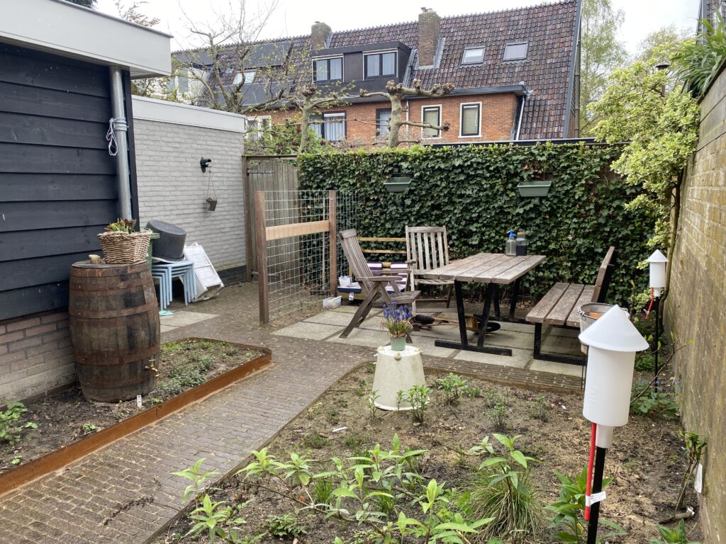 Veel ruimte voor groen, met een heerlijk terras om op te zitten
